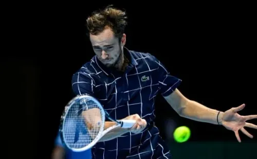 El ruso ya tiene en su bolsillo un cupo a las semifinales del torneo. Foto: Getty.