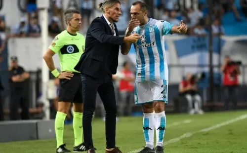 Marcelo Díaz será baja en esta llave en el equipo de Sebastián Beccacece. (Foto: Getty)