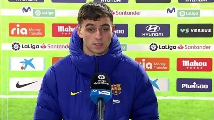 Pedri en la rueda de prensa de Barcelona