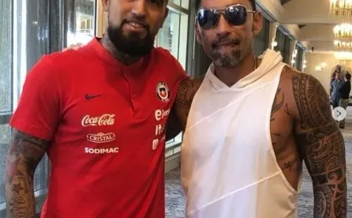 Marcelo Ríos junto al jugador del Inter de Milán, Arturo Vidal