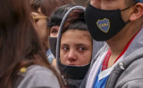 La tristeza desborda a la Argentina tras la muerte de Maradona.