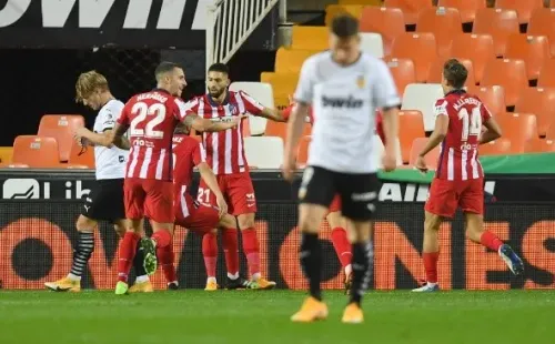 Atlético de Madrid derrotó al Valencia y es líder de La Liga junto a la Real Sociedad. Foto: Getty Images