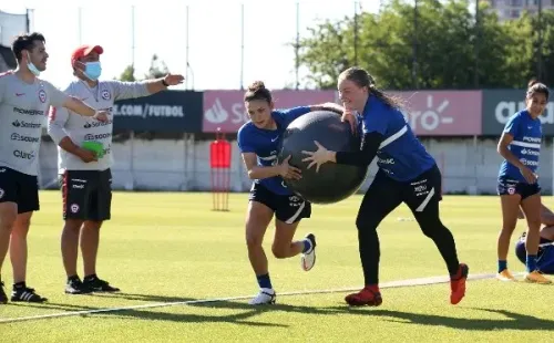 La Roja femenina trabajó arduamente en Juan Pinto Durán.