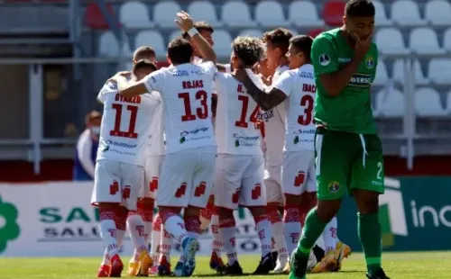 Curicó Unido sigue arrasando y ahora goleó a Audax Italiano. Foto: Agencia Uno