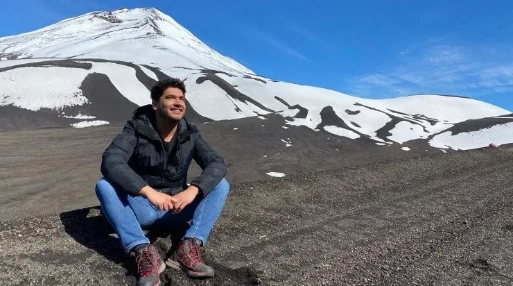 Gino Costa lanza su programa propio “Próxima Parada”.
