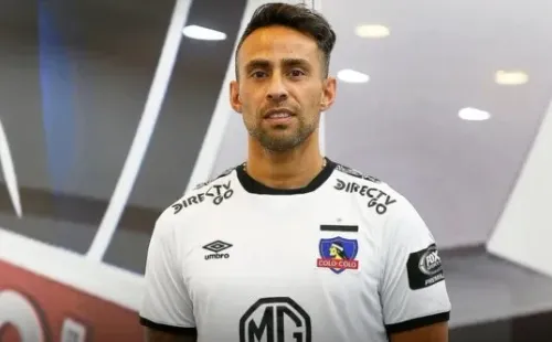 Jorge Valdivia regresó a Colo Colo para ayudarlo a salir de la zona de descenso. Foto: Colo Colo