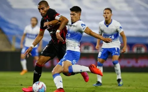 Gastón Lezcano le tiene fe a Universidad Católica para quedarse con el Campeonato Nacional y la Copa Sudamericana. Foto: Agencia Uno