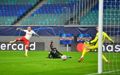 José Ángel Esmorís Tasende abrió la cuenta para los locales a los 2′ de partido