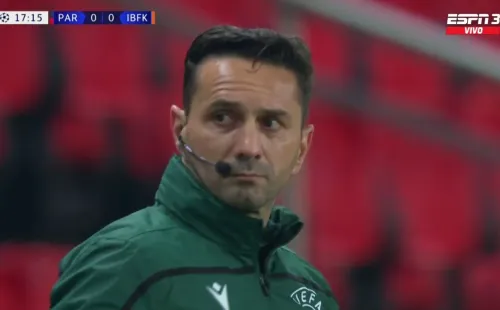 El cuarto juez fue acusado de racismo contra un miembro del cuerpo técnico del Istanbul.