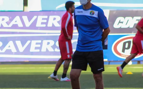 José Calderón asumió la banca audina tras la salida de Meneghini.