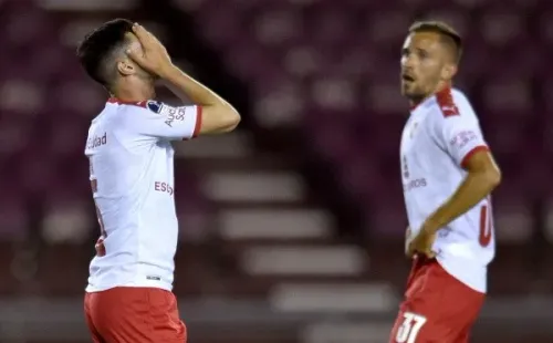 Independiente tuvo varias chances para abrir el marcador, pero no estuvieron finos y se llevaron un empate ante Lanús. Foto: Getty Images