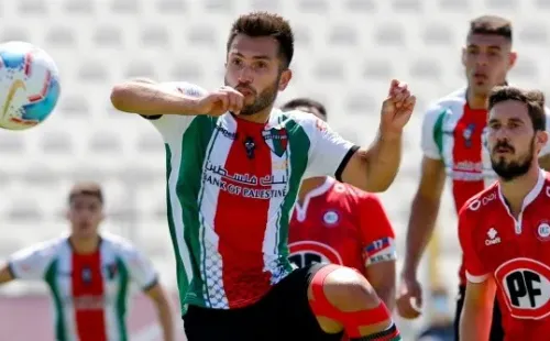 Palestino goleó a Unión La Calera y dejó en el fondo a Colo Colo. Foto: Agencia Uno