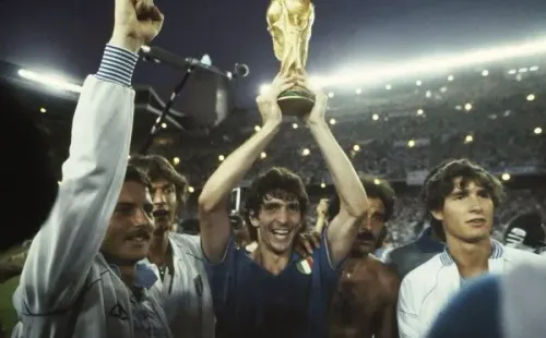 Falleció Paolo Rossi, campeón y figura de la Italia campeona del mundo en España 82.