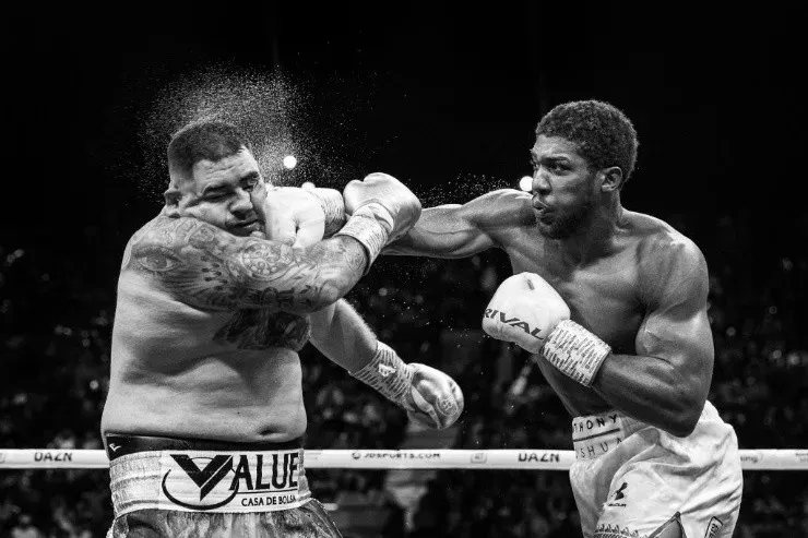 Anthony Joshua derrotó a Andy Ruiz Jr en diciembre del 2019 para recuperar los títulos de la AMB, IBF y de la OMB. (Foto: Getty)