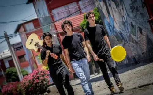 Los Prisioneros