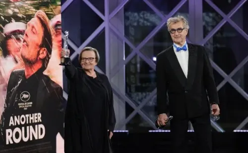 Agnieszka Holland y Wim Wenders en la entrega de los Premios de Cine Europeo 2020