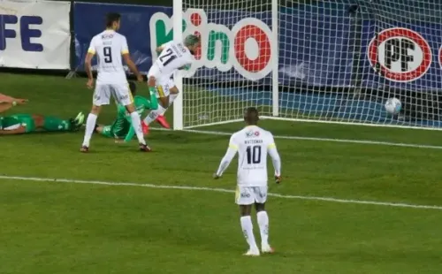 La Universidad de Concepción se hizo fuerte en condición de local ante Audax Italiano. Foto: Agencia Uno.