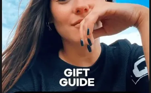 Kel Calderón en el viaje al que fue invitada por Claudio Iturra, por las Torres del Paine.(2)