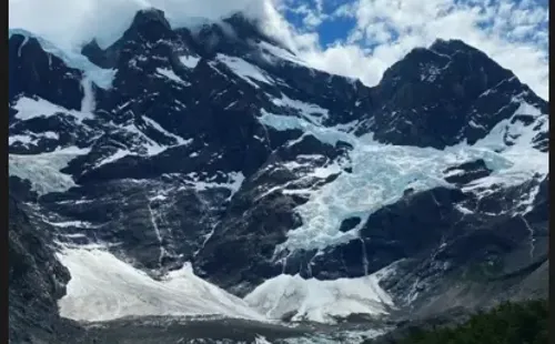 Kel Calderón en el viaje al que fue invitada por Claudio Iturra, por las Torres del Paine.(12)