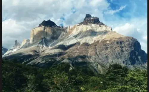 Kel Calderón en el viaje al que fue invitada por Claudio Iturra, por las Torres del Paine.(7)