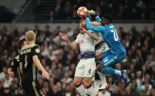 El momento del choque entre Jan Vertonghen y Toby Alderweireld en la semifinal de Champions League 2018/19. Foto: Getty Images