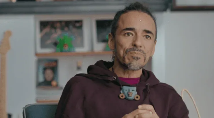Rubén Albarrán de Café Tacvba, en “Rompan Todo”, de Netflix.