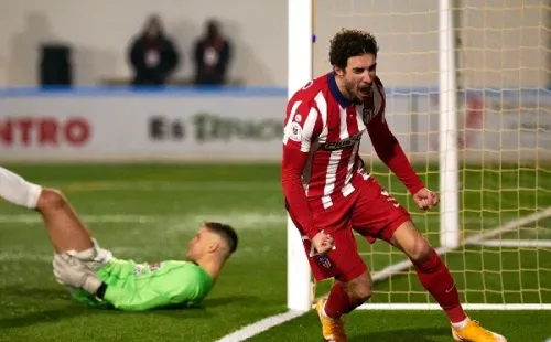 Sime Vrsalko, lateral derecho croata, puso el 3-0 definitivo para mandar al Atletico a segundo ronda de la Copa del Rey. (Foto: Getty)