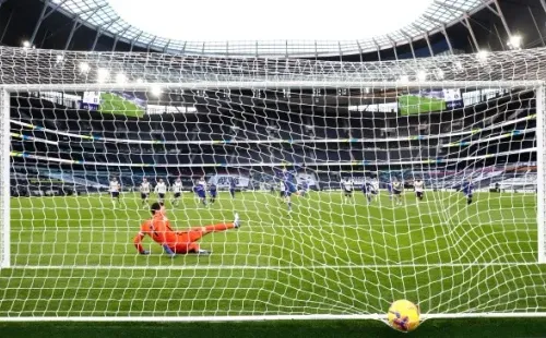 Jamie Vardy anotó la apertura de la cuenta y generó el segundo para el triunfo del Leicester ante el Tottenham. Foto: Getty Images