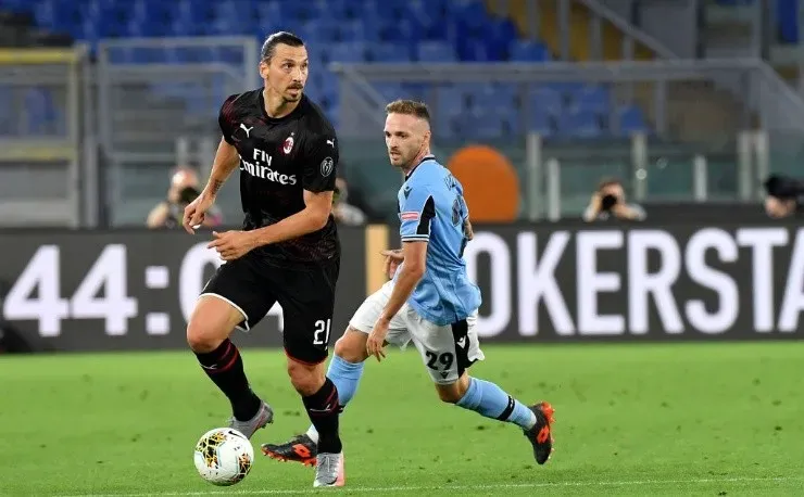 Zlatan es la gran amenaza del AC Milan frente a la Lazio. (Foto: Getty Images)