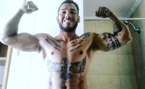 Sin polera y reaccionando más que pensando, Iván Potro Cabrera terminó salvándole la vida a su vecina.