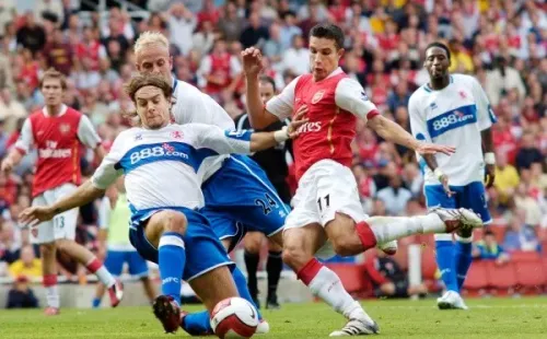 Van Persie fue estrellas del Arsenal hasta que decidió partir al Manchester United.Foto: Getty Images