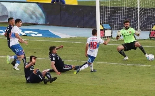 Los cruzados no pudieron con la U y solo empataron de visita. (Foto: Agencia UNO)