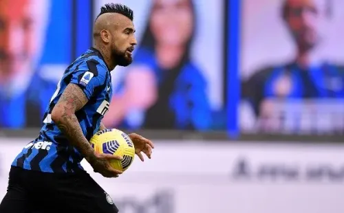 Vidal se acordó de sus fans en Navidad.