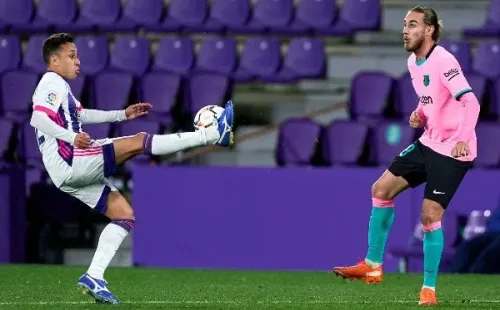 Real Valladolid y Fabián Orellana no pudieron ante un inspirado Barcelona liderado por Lionel Messi. (Foto: Getty)