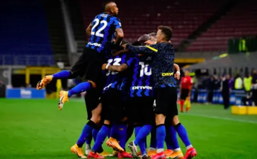 Romelu Lukaku destacó el aporte de líderes de Arturo Vidal y Alexis Sánchez en el Inter. Foto: Getty Images