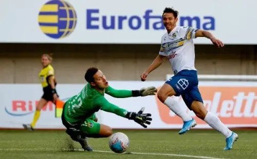 Gonzalez se despidió de Everton a través de redes sociales.