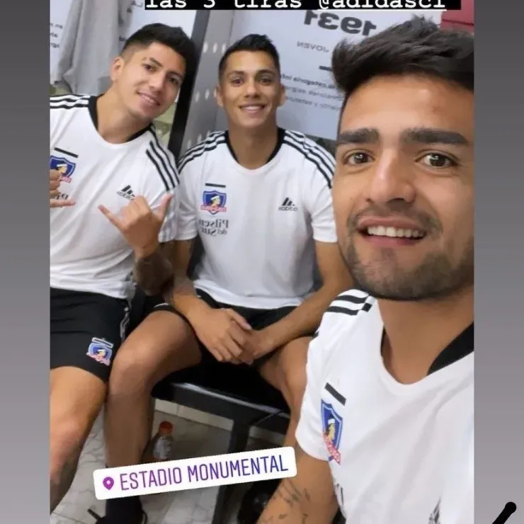 Nueva camiseta de entrenamientos de Colo Colo