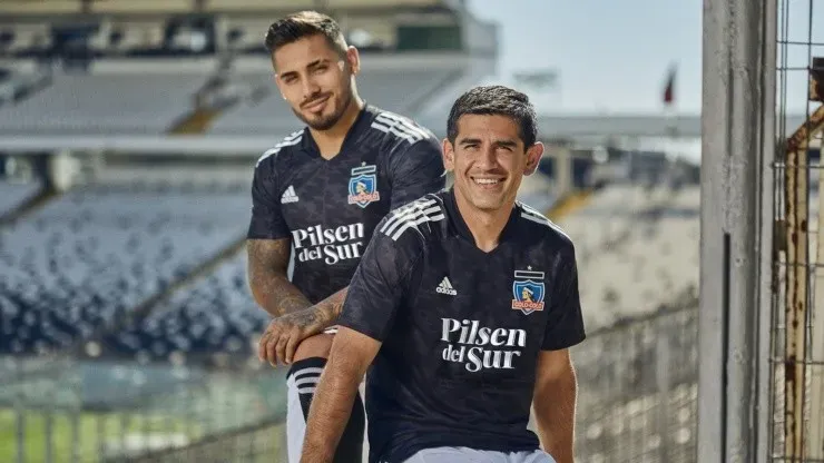 Bolados y Barroso posan con la casaquilla de visita.