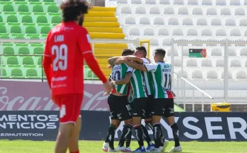 Palestino festejó con goleada ante Curicó y alcanza una racha de cinco triunfos seguidos.