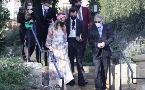 Harry Styles junto a Olivia Wilde en el matrimonio que vivieron el fin de semana recién pasado en California.(3)