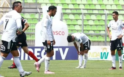 El plantel de Colo Colo ahora suma problemas fuera de la cancha luego que el CSD rechazara la idea de un bono por salvarse del descenso. Foto: Agencia Uno