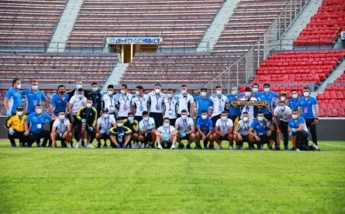 Coquimbo en el Estadio Nacional, a espera del partido contra Defensa y Justicia que no se jugó.