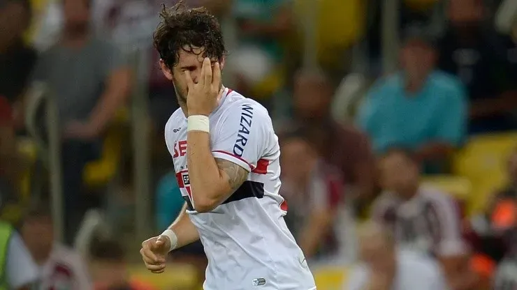 Alexandre Pato celebra un gol