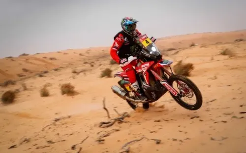 La general quedó en poder de Cornejo con 28 horas 51 minutos 31 segundos, a 1 segundo de Toby Price.