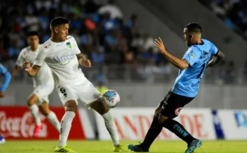 A los iquiqueños se les acaba el tiempor para reivindicarse y salvar la categoría. Foto: Agencia Uno.