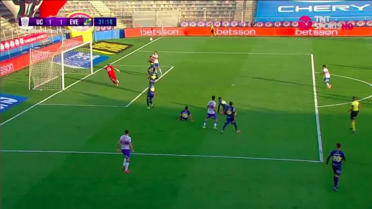 Tapia es uno de los valores canteranos de la UC.