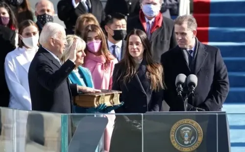 Joe Biden jura como nuevo presidente de Estados Unidos. (Foto: Getty)