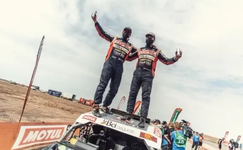 El binomio chileno llegó a lo más alto en el Dakar de Arabia Saudita.