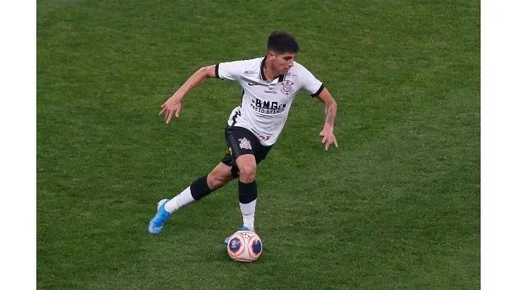 Ángelo Araos