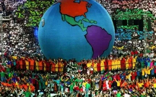 Jackson incluyó 3.500 personas en su show.